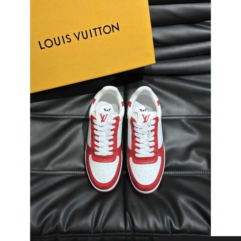 l**is V*t*n sneakers